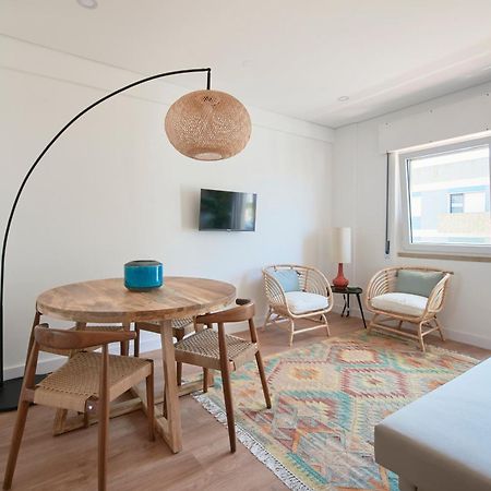 Sunset Bay View, Renovated Apt, By Timecooler 세투발 외부 사진