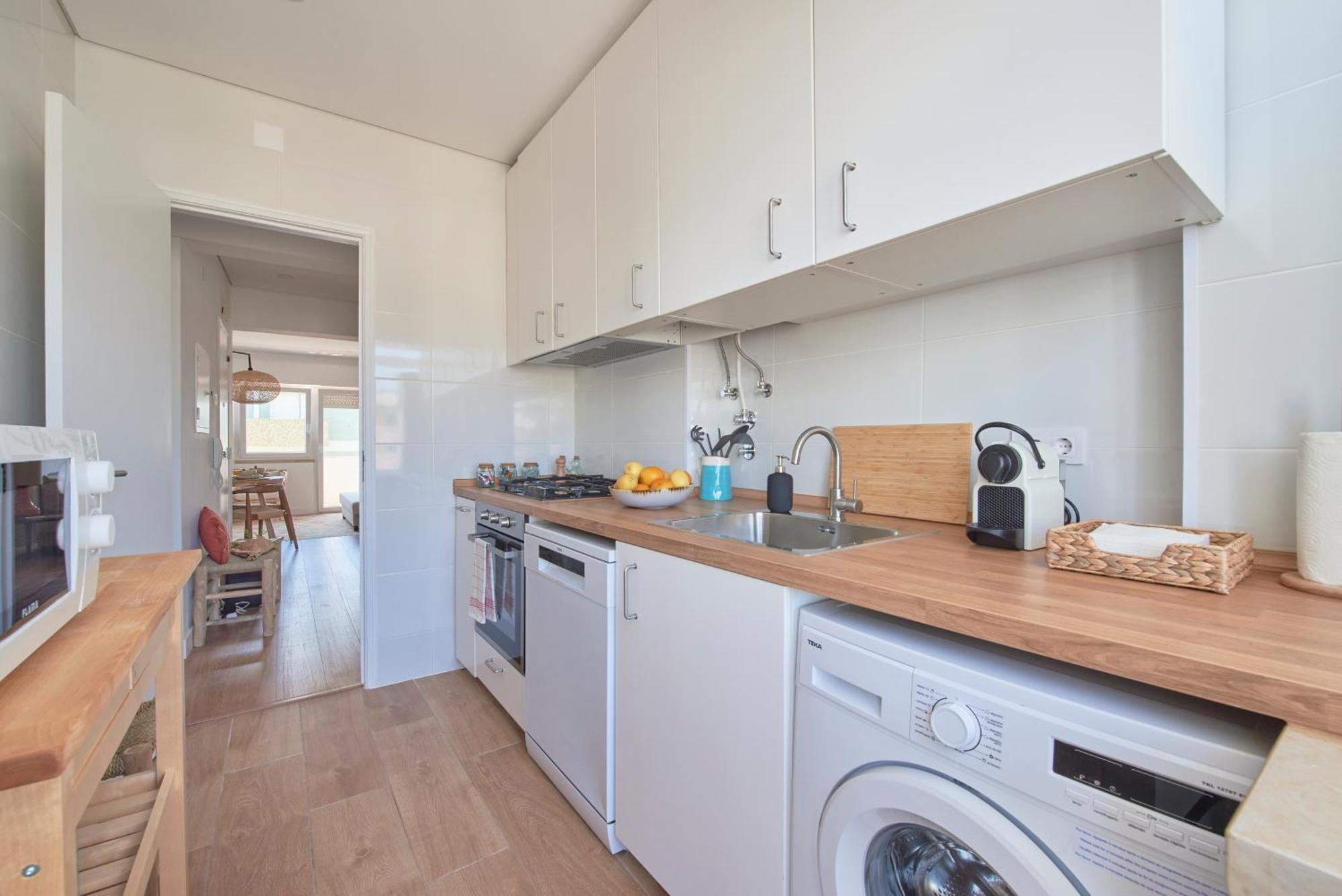 Sunset Bay View, Renovated Apt, By Timecooler 세투발 외부 사진