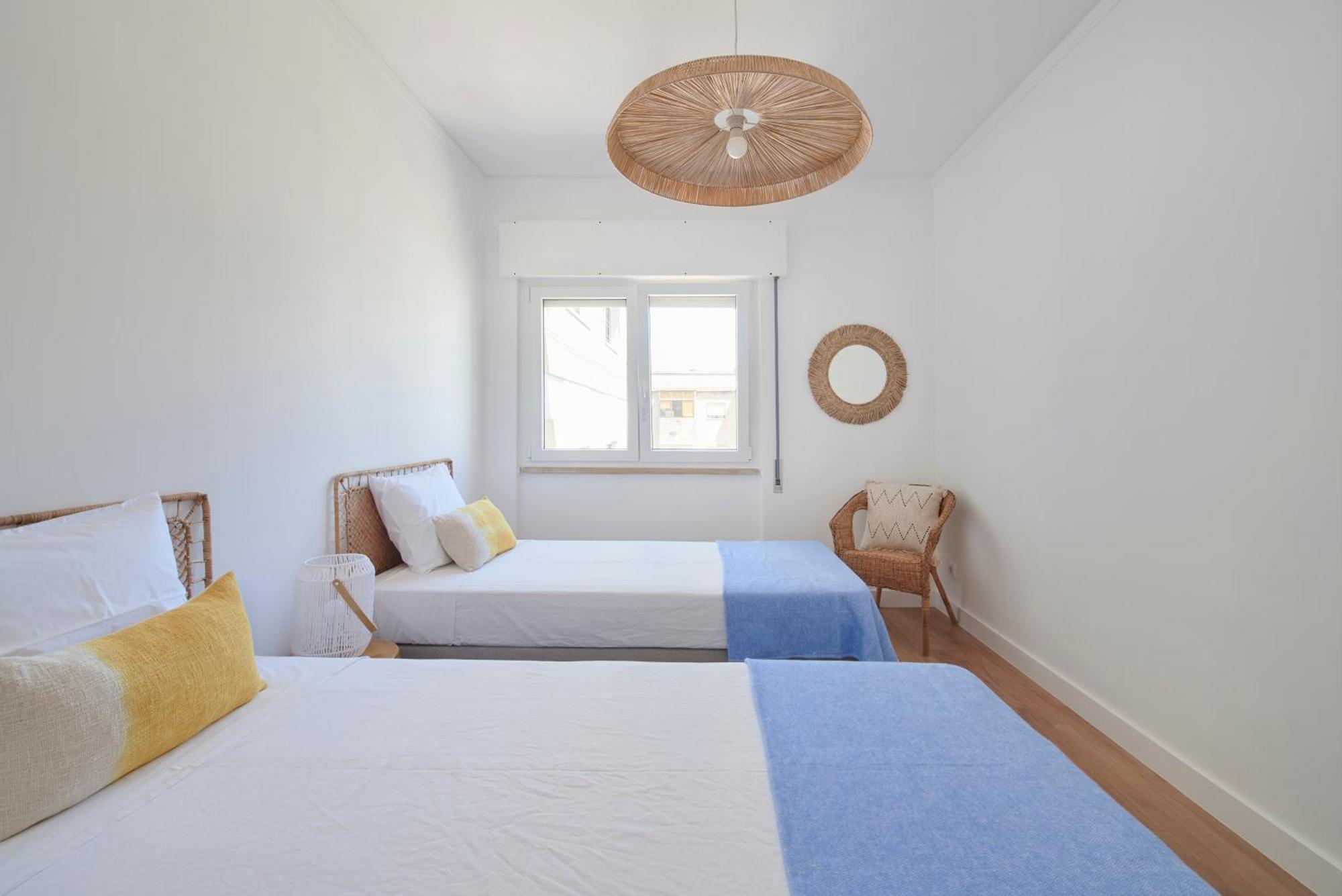 Sunset Bay View, Renovated Apt, By Timecooler 세투발 외부 사진