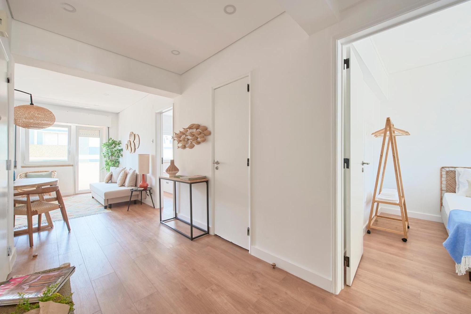 Sunset Bay View, Renovated Apt, By Timecooler 세투발 외부 사진